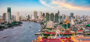 Bright Colors Illuminate Abstract Curves Wallpaper