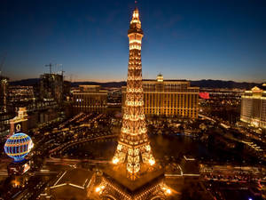Bright Eiffel Tower Las Vegas Night Wallpaper