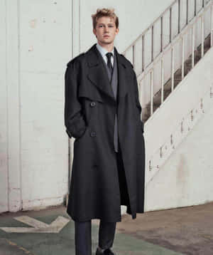 British Actor Joe Alwyn Wallpaper