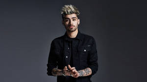 British Singer Zayn Male Face Wallpaper