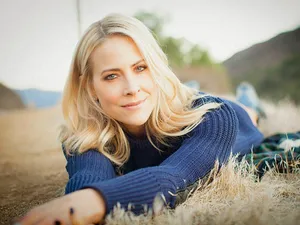 Brittany Daniel Posing Elegantly In A Stylish Outfit Wallpaper