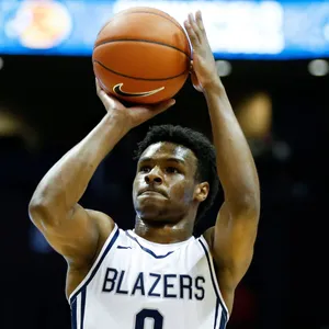 Bronny James Shooting The Ball Wallpaper