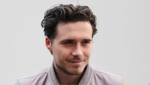 Brooklyn Beckham Casual Style Wallpaper