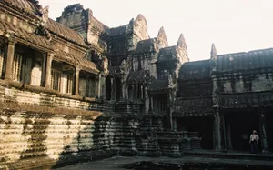 Brown Aesthetic Ruins Of Angkor Wat Wallpaper