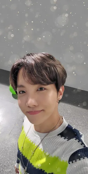 Bts J-hope Cute Selfie Wallpaper