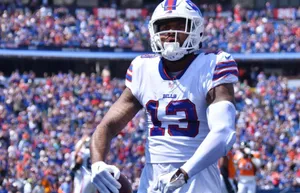 Buffalo Bills Player Gabe Davis13 Wallpaper