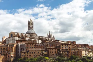 Buildings Near Duomo Di Siena Wallpaper