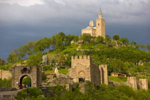 Bulgaria Tsarevets Fortress Wallpaper