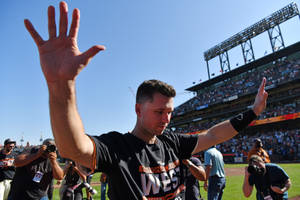 Buster Posey Hands Up Wallpaper