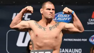 Cain Velasquez Ufc Event 2015 Wallpaper