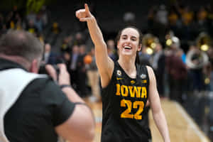 Caitlin Clark Celebrating Victory Iowa22 Wallpaper