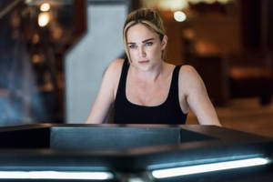 Caity Lotz In Waverider Wallpaper