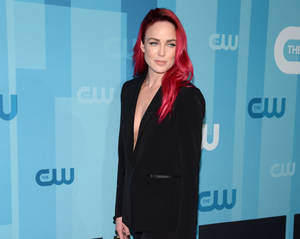 Caity Lotz Pink Hair Wallpaper