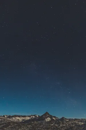 Calm Starry Night Sky Wallpaper