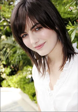 Camilla Belle In Stunning Casual Wear Wallpaper