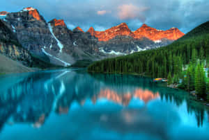 Canadian National Park Lake View Wallpaper