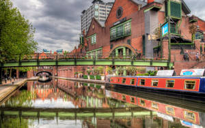 Canal Navigations In Birmingham City Wallpaper