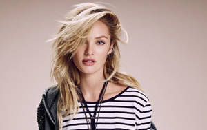 Candice Swanepoel Disheveled Hair Wallpaper