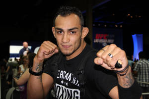 Candid Photo Of Tony Ferguson Wallpaper