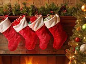 Caption: Captivating Christmas Scene With Snow Wallpaper