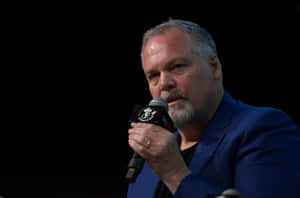 Caption: Intricate Portrait Of Vincent D'onofrio Wallpaper