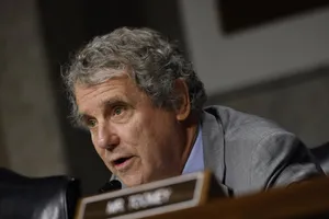 Caption: Sherrod Brown Passionately Addressing The Senate Wallpaper