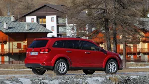 Caption: Sleek And Modern Fiat Freemont Wallpaper