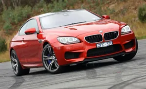 Captivating Bmw M6 In Action Wallpaper