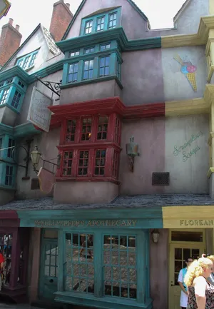 Captivating Diagon Alley Bustling With Wizards And Witches Wallpaper
