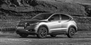 Captivating Honda Hr-v In Action Wallpaper