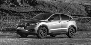 Captivating Honda Hr-v In Action Wallpaper