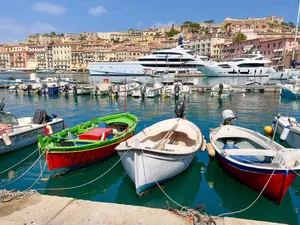 Captivating Italian Island Wallpaper