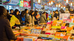 Captivating Jeju Island's Dongmun Market Wallpaper