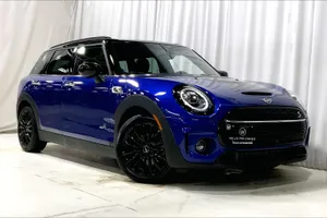 Captivating Mini Cooper S Clubman All4 On The Road Wallpaper