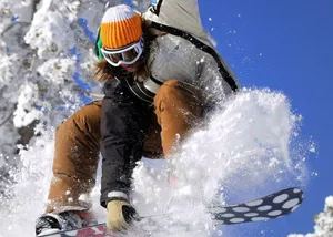 Captivating Mountain Skiing Adventure Wallpaper