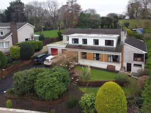 Captivating Seaside Property Wallpaper