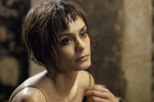 Captivating Shannyn Sossamon Glamour Shot Wallpaper