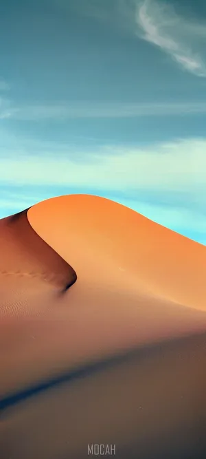 Captivating Shot Of The Stunning Realme 7 Pro With Sand Dune Variant. Wallpaper