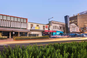Captivating Twilight Over Toowoomba Cityscape Wallpaper