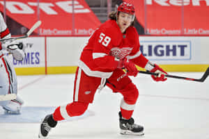 Captivating Tyler Bertuzzi In Action Wallpaper