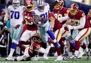 Captivating Washington Football Action Wallpaper