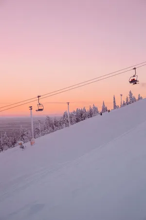 Captivating Winter Wonderland Wallpaper