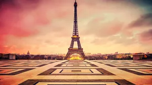 Capture The Beauty Of Paris, With Love Wallpaper