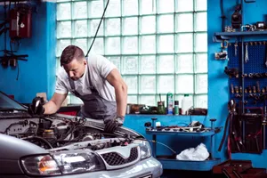 Car Repair 1000 X 666 Wallpaper Wallpaper