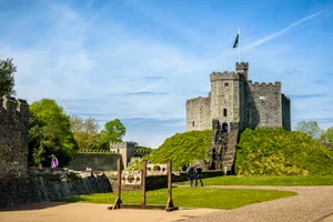 Cardiff Castle Wide Hd Wallpaper
