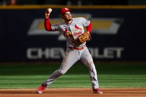Cardinals Third Baseman Action Shot Wallpaper