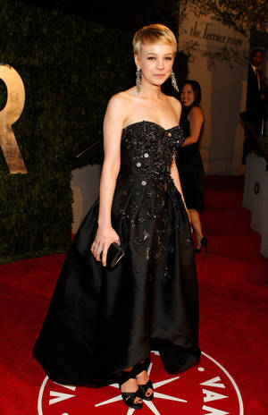 Carey Mulligan Black Gown Wallpaper