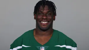 Carl Lawson Smiling Wallpaper