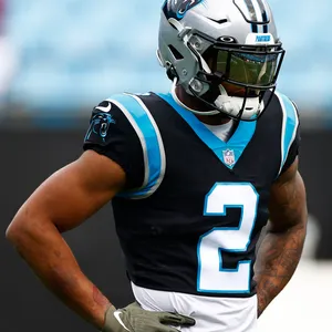 Carolina Panthers Player Dj Moore Against Washington Football Team Wallpaper