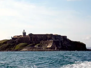 Castillo San Felipe Del Morro From The Water Wallpaper